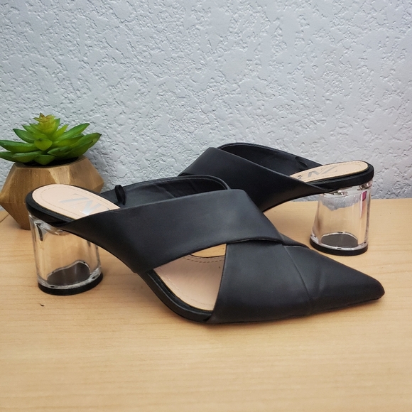 Zara Shoes - Zara Black Pointed Heeled Shoes, Size 36